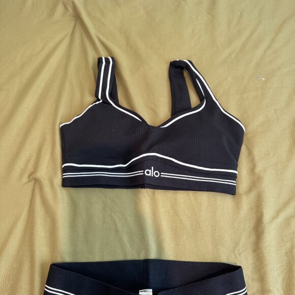 Black Alo Set - Picture 2 of 8